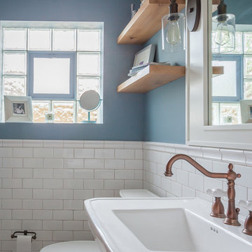 Modern 1920s Bathroom