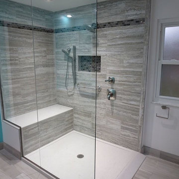 Modern Bath in Grays