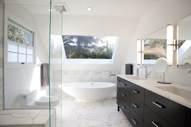 Modern Bath Room