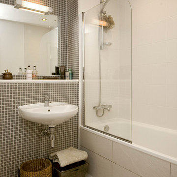 Modern Bathroom, London Apartment