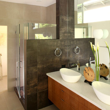 Modern Bathroom