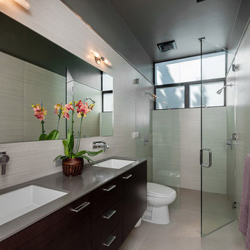 Modern Bathroom