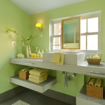 Modern Baths - Vermont Guest House