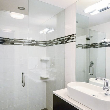 Modern contemporary Urban Bathroom