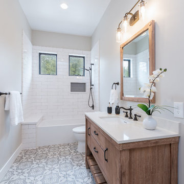 Modern Craftsman Farmhouse