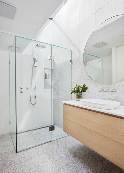 Modern Bathroom by ROBERT SCAPIN Painting & Decorating