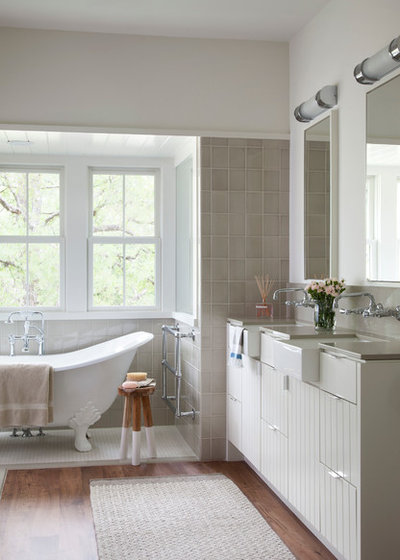 Campagne Salle de Bain by Cuppett Kilpatrick Architecture + Interior Design