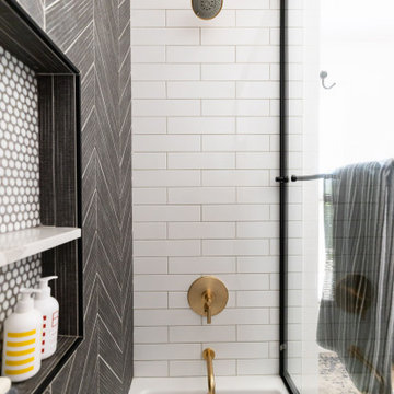 Modern Farmhouse Bath 1