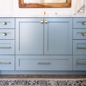 Modern Farmhouse Bath 2