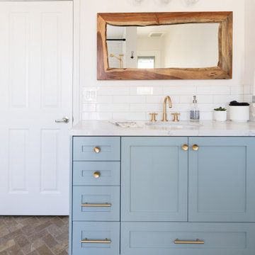 Modern Farmhouse Bath 2