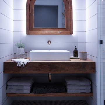 Modern Farmhouse Bath
