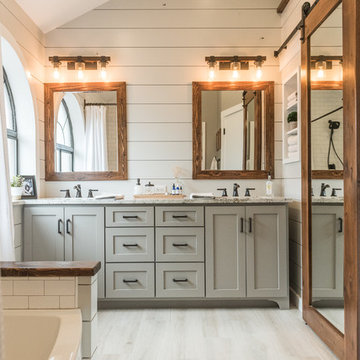 Modern Farmhouse Bathroom