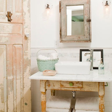 Modern Farmhouse Bathroom Renovation