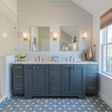 Modern Farmhouse Master Bath