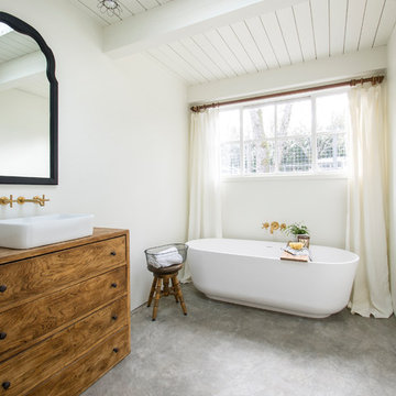 Modern Farmhouse Master Bathroom