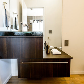 Modern Guest Bathroom in Norman, OK with UltraCraft Cabinetry