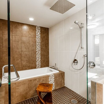 Modern Kirkland home master shower