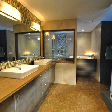 Modern Luxurious Bathroom