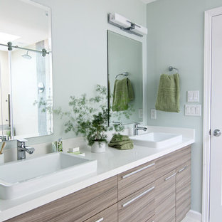 Modern master bathroom