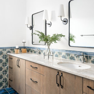 75+ Mediterrane Badezimmer mit blauem Boden Ideen & Bilder - Februar