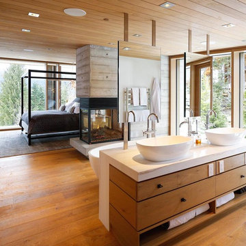 Modern Mountain View Home - Whistler