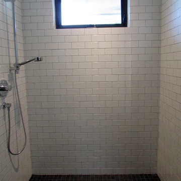 Modern Open Concept Bathroom