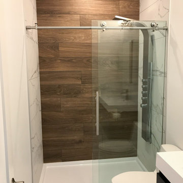 Modern secondary bathroom