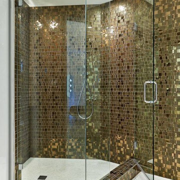 Modern shower with metallic mosaics
