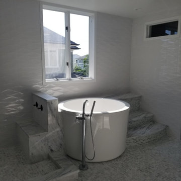 Modern Spa Bathroom In Long Beach