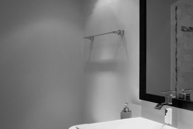 シカゴにあるコンテンポラリースタイルのおしゃれな浴室の写真