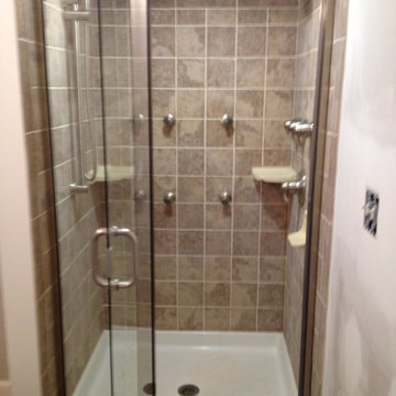 Moen 4 spray head Tiled shower - Bena, Maryland