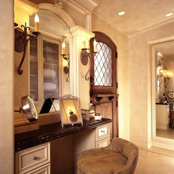 Monte Sereno Tuscan Villa Bathroom