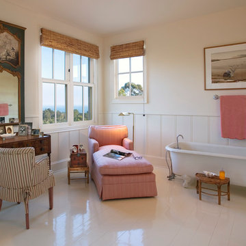 Montecito Foothills Entertainer