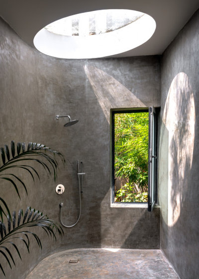 Modern Bathroom by SAV Architecture + Design