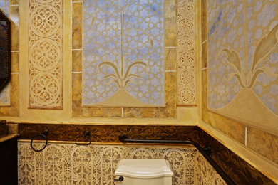 マイアミにあるエクレクティックスタイルのおしゃれな浴室の写真