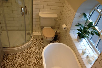 Design ideas for a classic bathroom in Other.