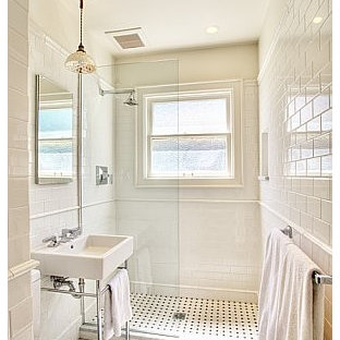This is an example of an arts and crafts bathroom in Seattle.