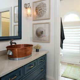 https://www.houzz.com/photos/nantucket-inspired-remodel-and-furnish-contemporary-bathroom-indianapolis-phvw-vp~1344413
