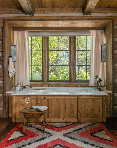 Rustic Bathroom by Peter Zimmerman Architects