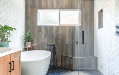 Bathroom of the Week: A Wet-Room Strategy and Nods to Retro Style