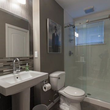 Newtown Cool Contemporary Bath