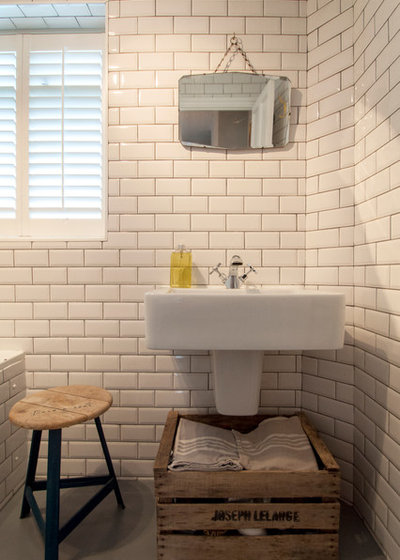 Eclectic Bathroom by Amelia Hallsworth Photography