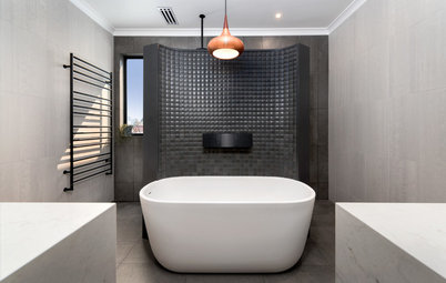 8 Reasons to Choose a Semi-Freestanding Bathtub
