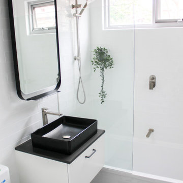 North Perth Bathroom Renovation (Black and White)