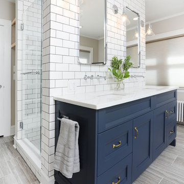 75 Bathroom With Blue Cabinets Ideas You Ll Love July 2022 Houzz - Bathroom Tile Ideas With Navy Blue Vanity