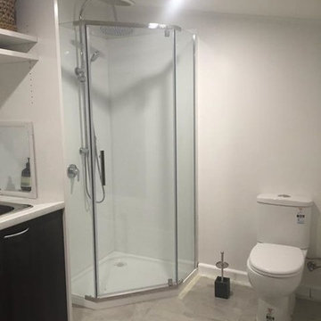Oakleigh South - 2 Bathrooms and a Playroom