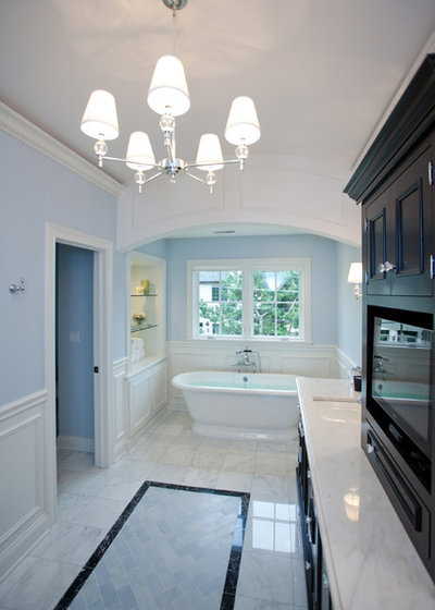 Traditional Bathroom by Oakley Home Builders