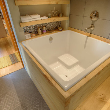 Ofuro Style Soaking Tub Bathroom Remodel