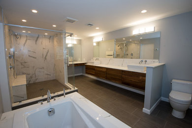 Example of a trendy bathroom design in Boston