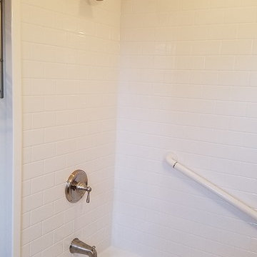 One Day Bathtub Project - Bloomfield